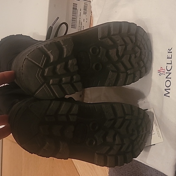 Moncler Christian boots, kids size 31. In box with dustbag - Picture 3 of 7